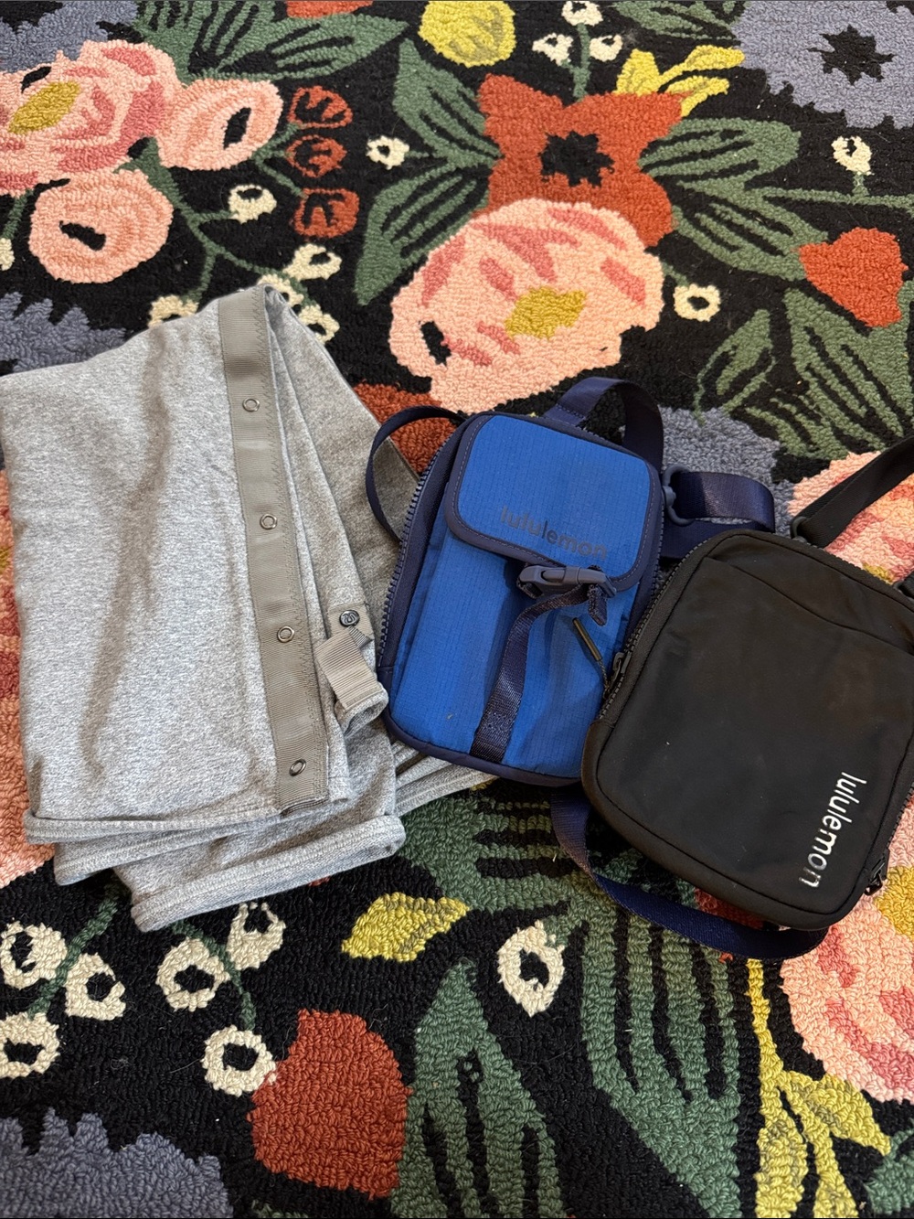 2 lululemon athletica Small Blue and Black small crossbody bags and grey scarf